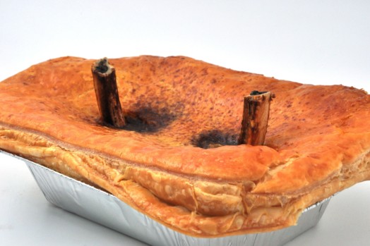 Desperate Dan XXL Large Steak Pie