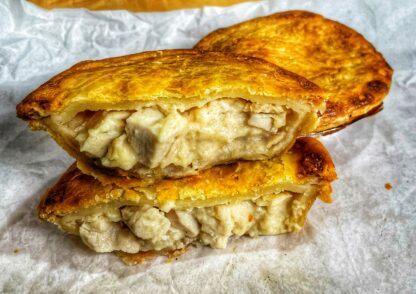 Chicken & White Sauce Pie