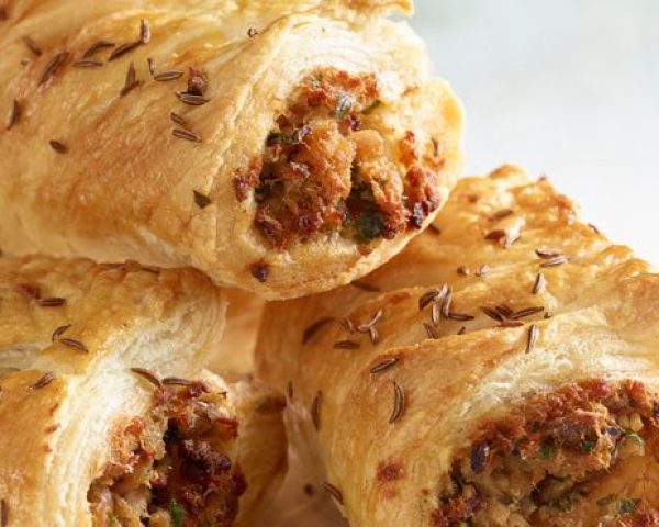 leftover-pulled-pork-sausage-rolls