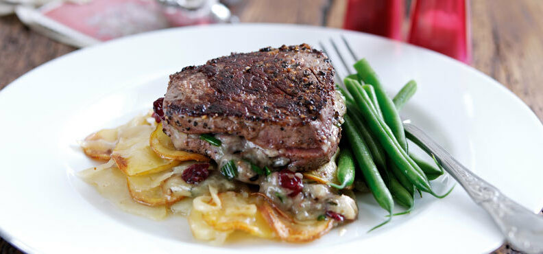 fillet-steak-and-stilton-and-cranberries